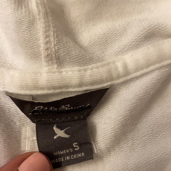 Eddie Bauer hooded vest - Picture 2 of 3